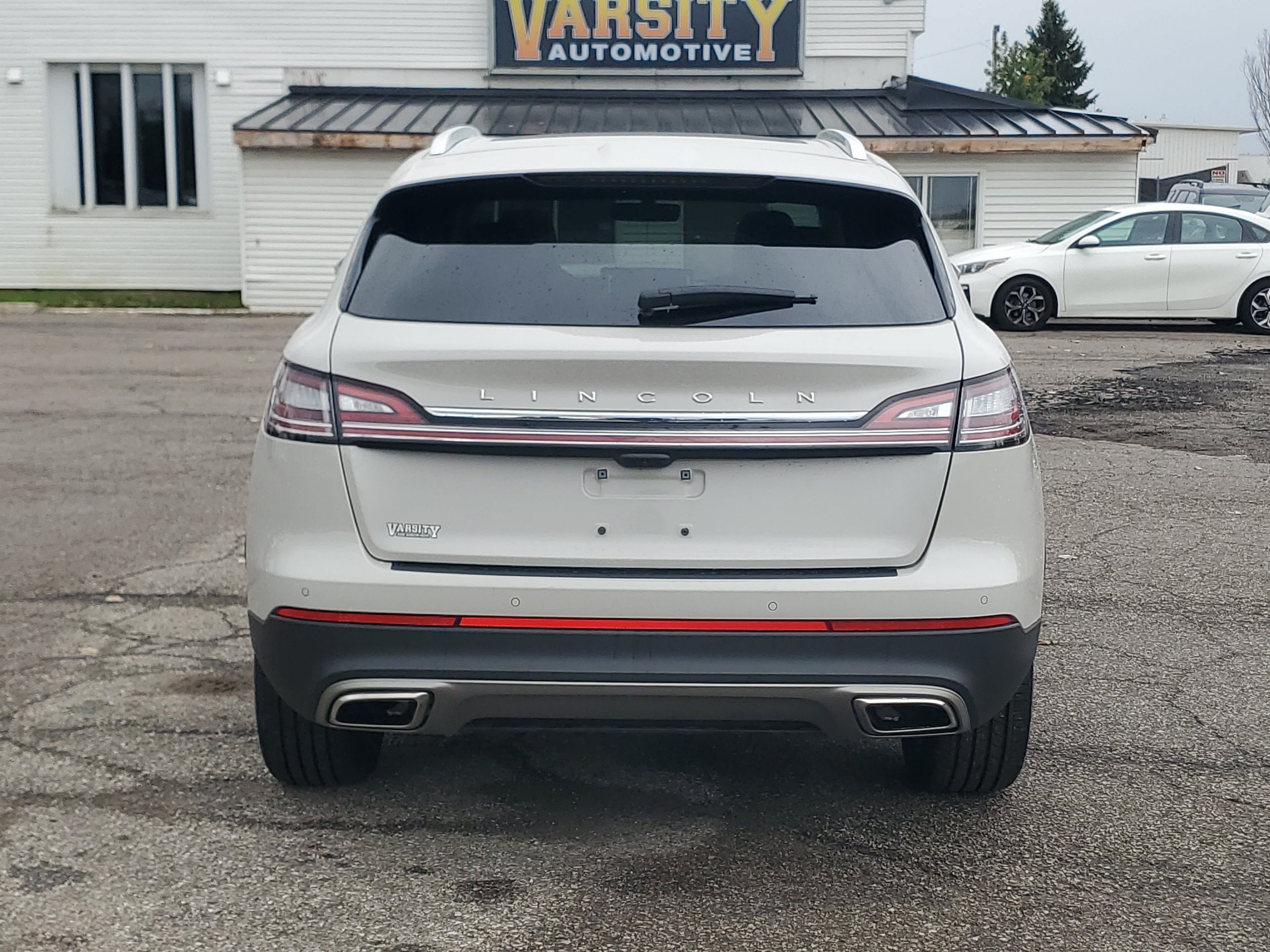 Certified 2023 Lincoln Nautilus Reserve AWD/4WD image 5