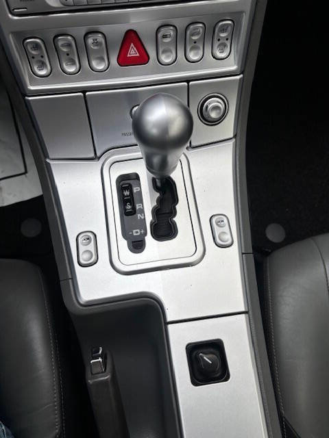 Used 2007 Chrysler Crossfire Limited image 8