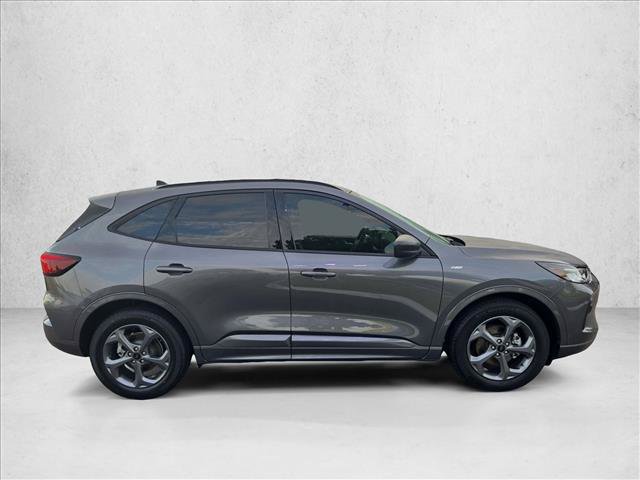 Used 2024 Ford Escape ST-Line w/ Tech Pack #1 FWD image 4