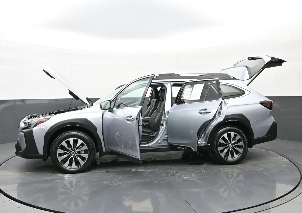 Used 2025 Subaru Outback Touring XT image 49