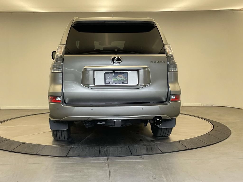 Used 2023 Lexus GX 460 Premium w/ Premium Package AWD/4WD image 4