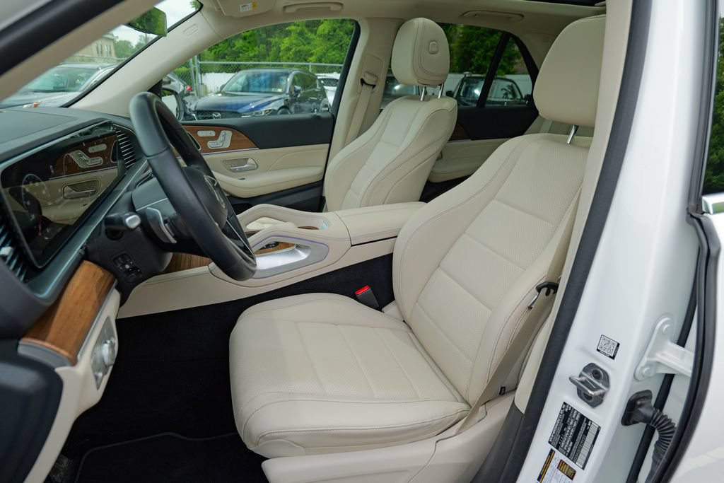 Used 2025 Mercedes-Benz GLE 450e 4MATIC image 24