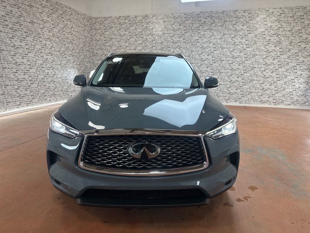 Used 2025 INFINITI QX50 Luxe image 2