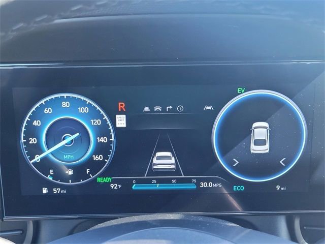 New 2025 Hyundai Elantra SEL FWD image 24