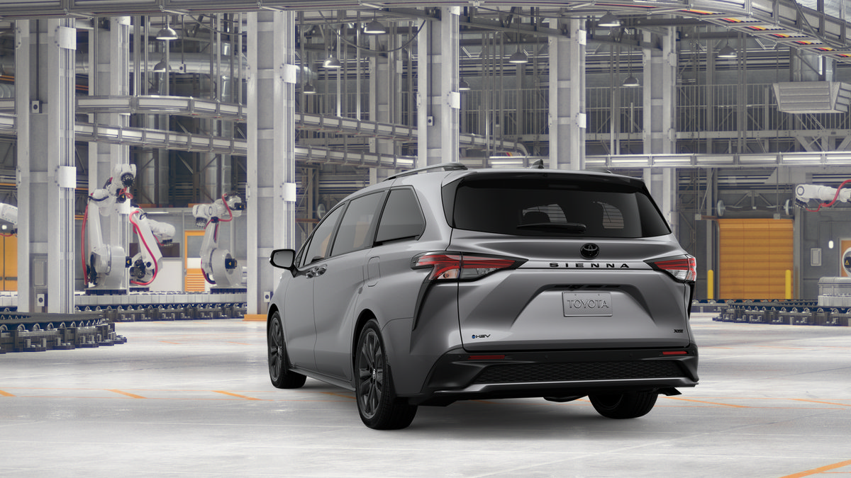 New 2026 Toyota Sienna XSE FWD image 9