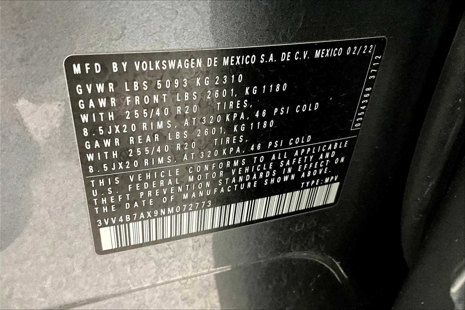 Used 2022 Volkswagen Tiguan SEL R-Line image 33