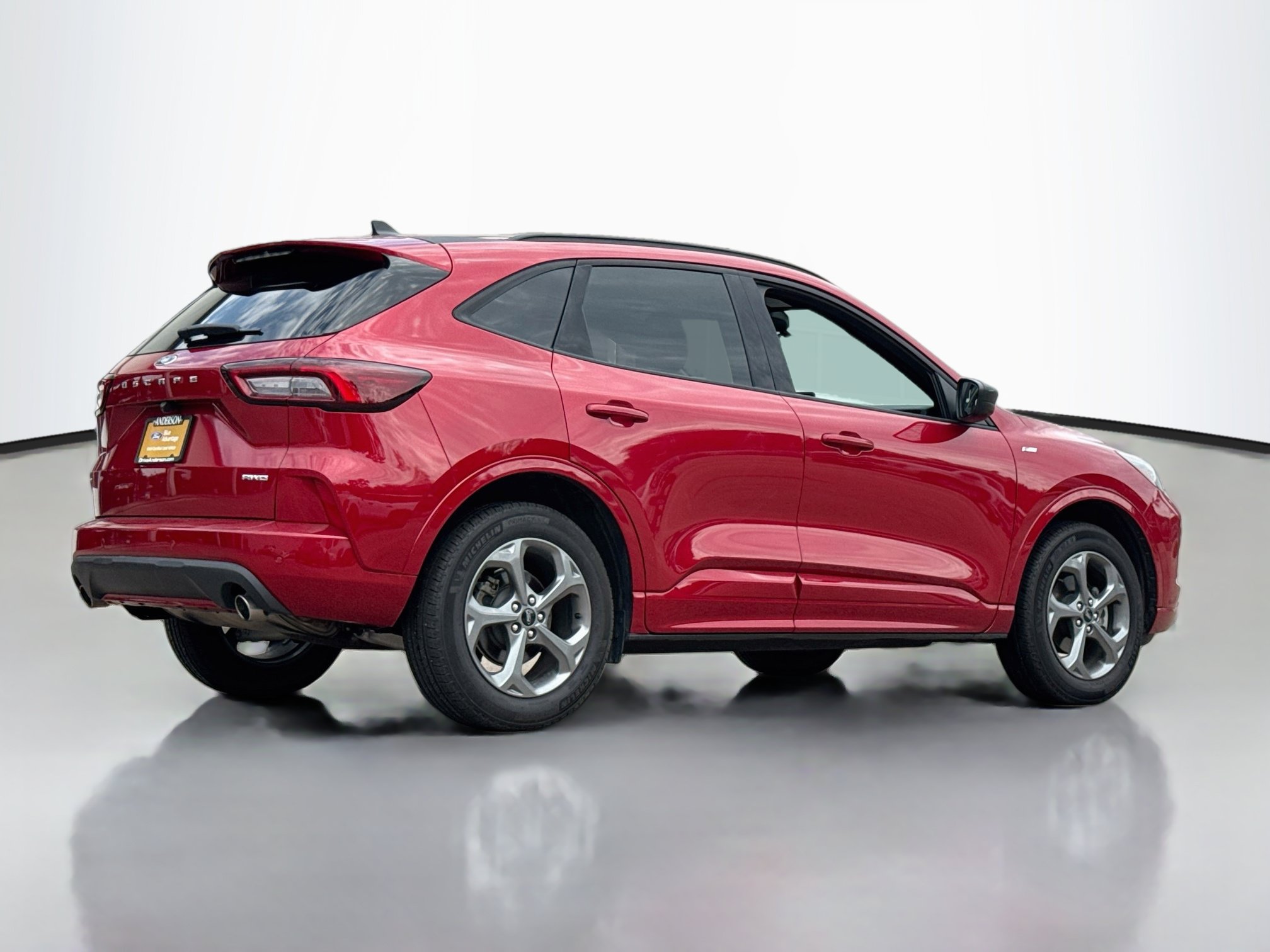 Used 2024 Ford Escape ST-Line w/ Tech Pack #1 AWD/4WD image 7