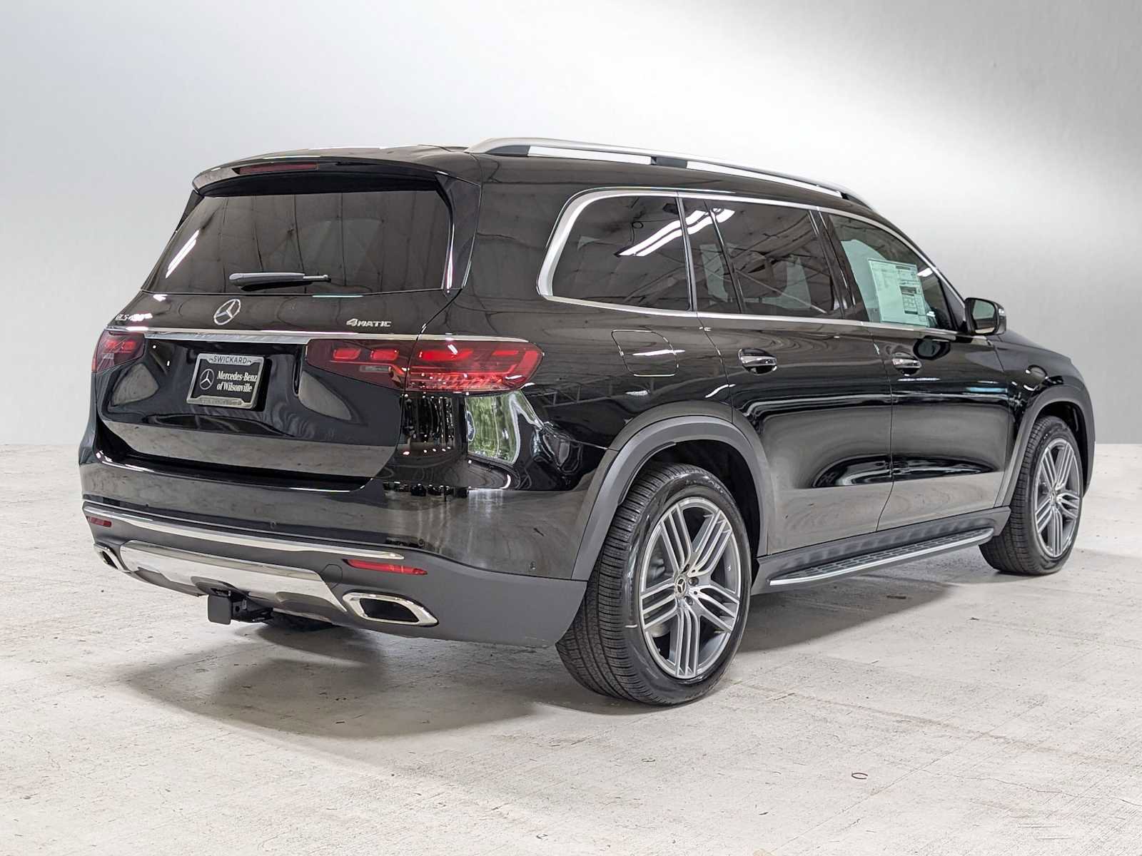 New 2026 Mercedes-Benz GLS 450 4MATIC image 3