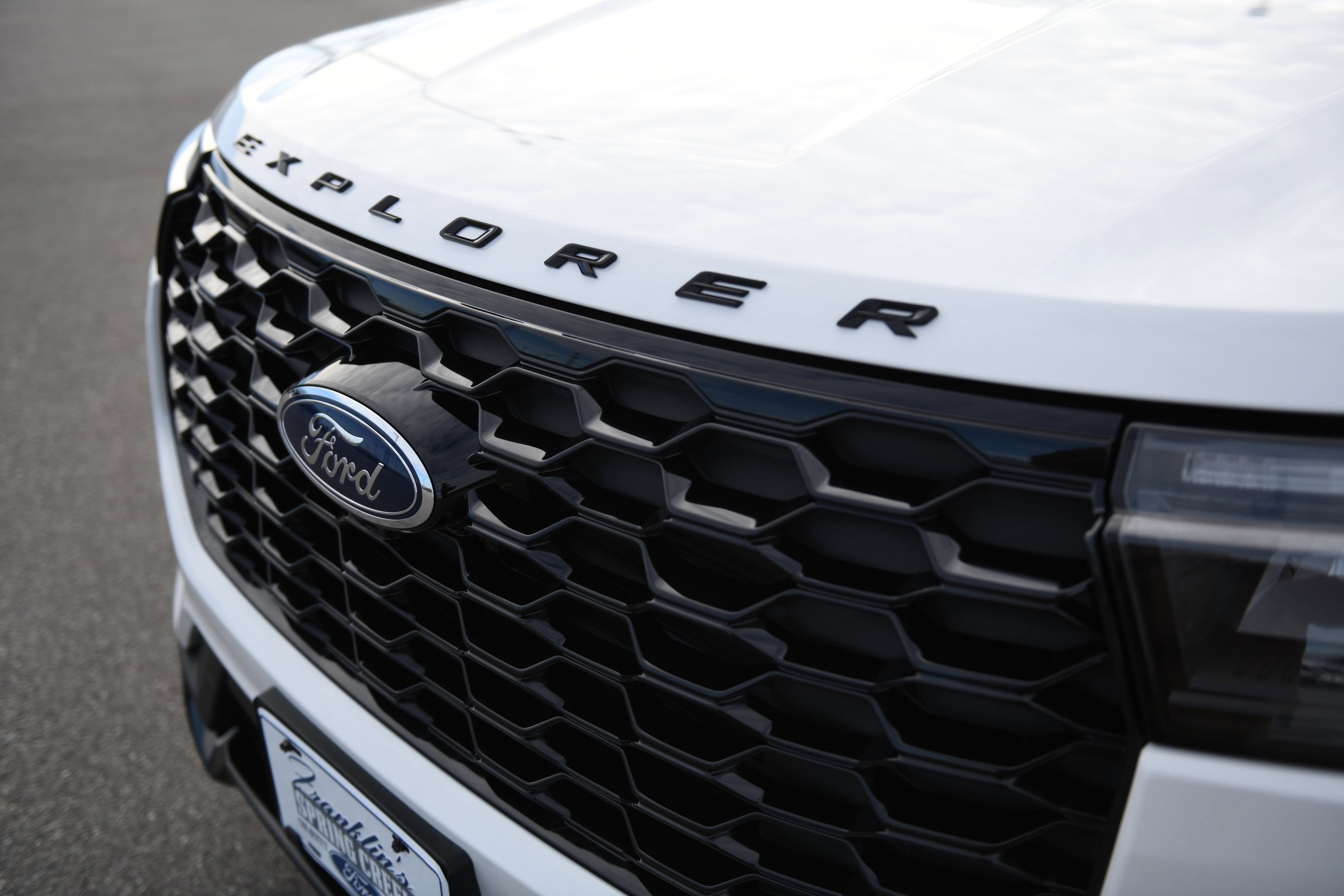 New 2026 Ford Explorer ST-Line w/ ST-Line Street Pack image 5