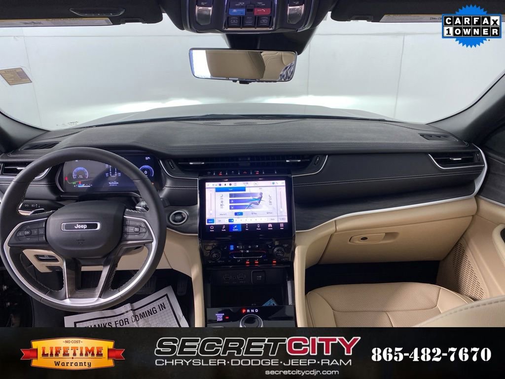 Used 2023 Jeep Grand Cherokee L Limited w/ Luxury Tech Group II image 28