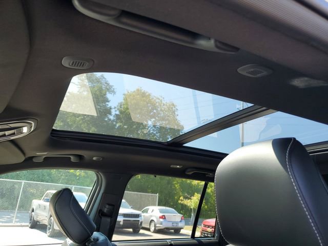 New 2025 Jeep Grand Cherokee Limited w/ Luxury Tech Group II image 14