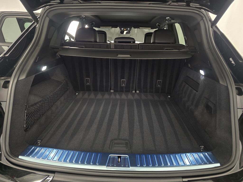 New 2026 Porsche Cayenne AWD/4WD image 12