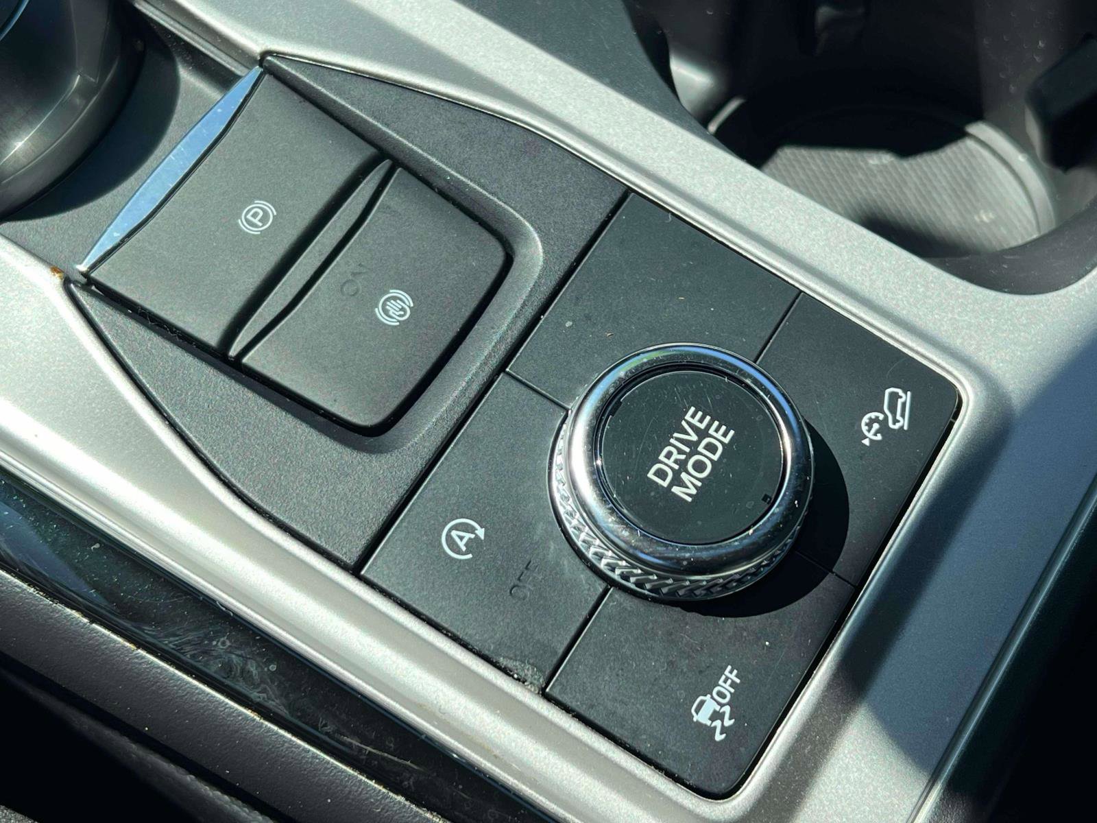 Used 2024 Ford Explorer ST w/ Equipment Group 401A AWD/4WD image 14
