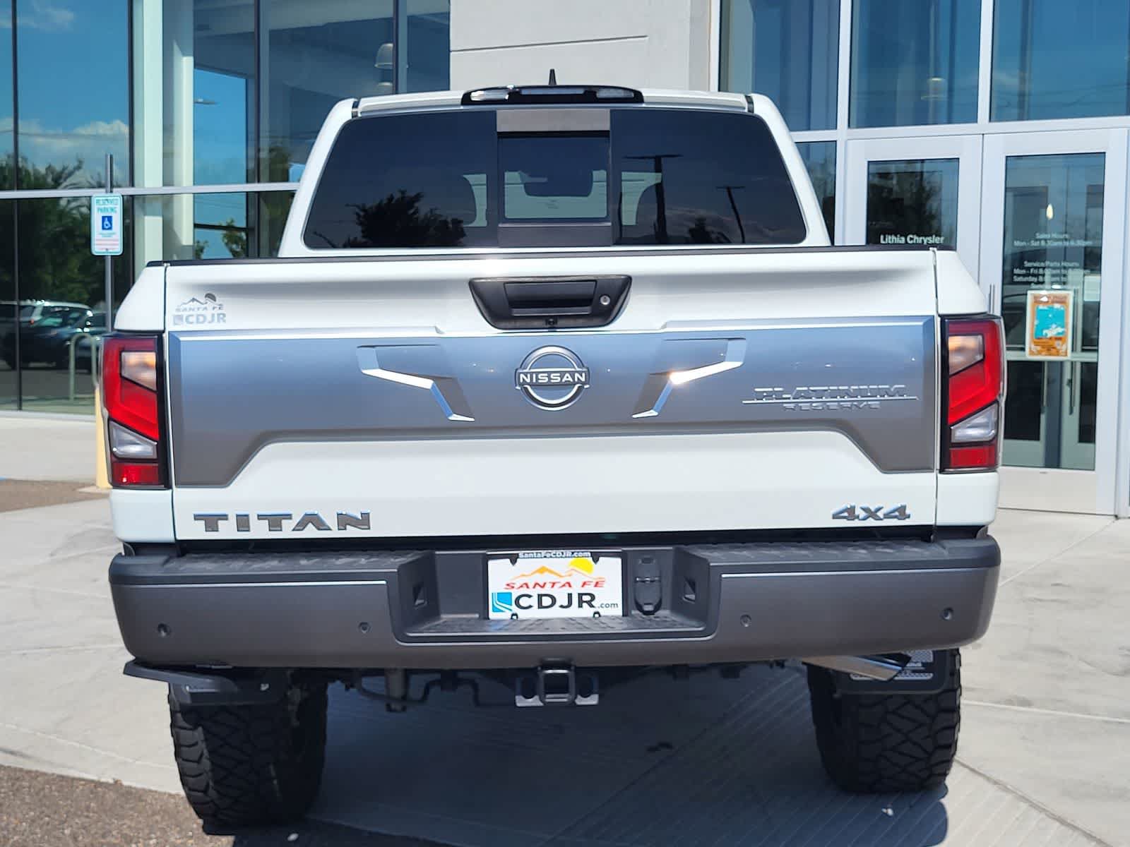 Used 2023 Nissan Titan Platinum Reserve w/ Moonroof Package AWD/4WD image 6