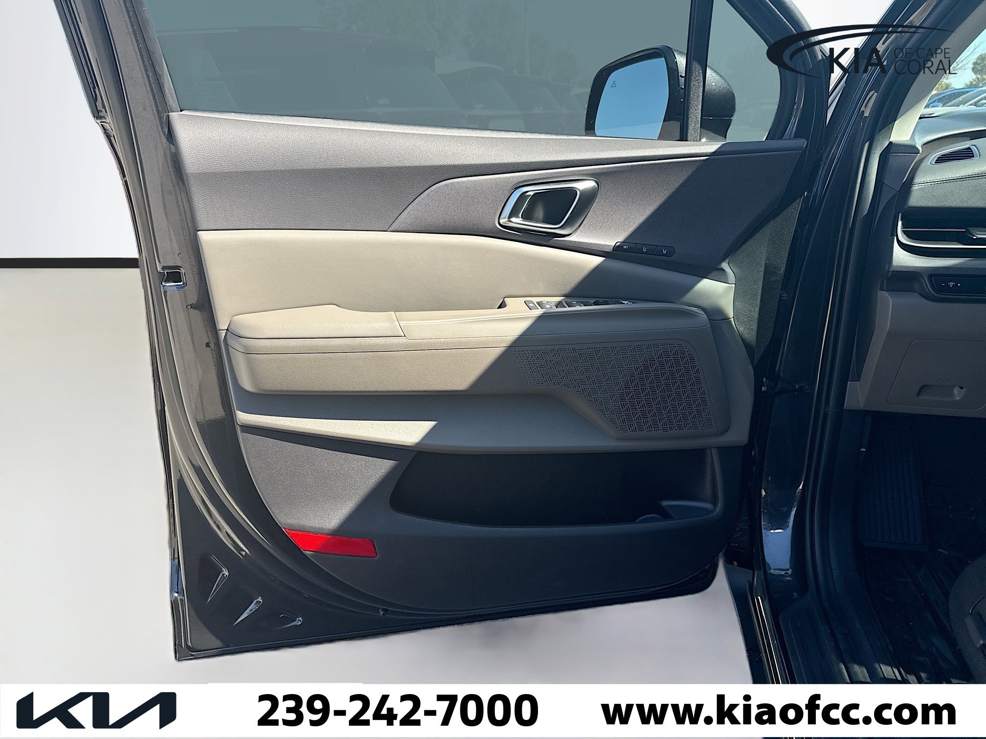 New 2026 Kia Carnival EX image 22