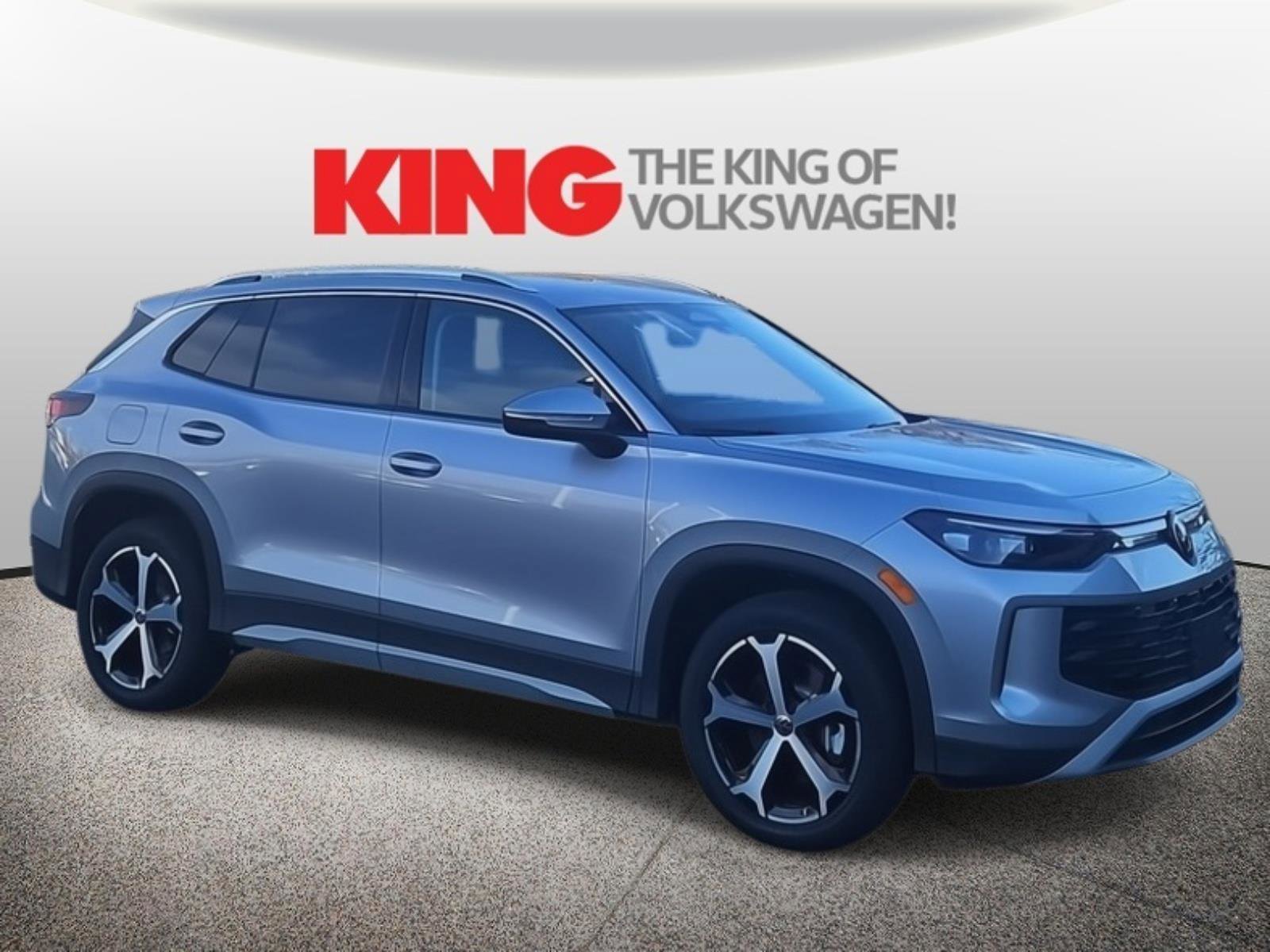 New 2026 Volkswagen Tiguan SE image 1