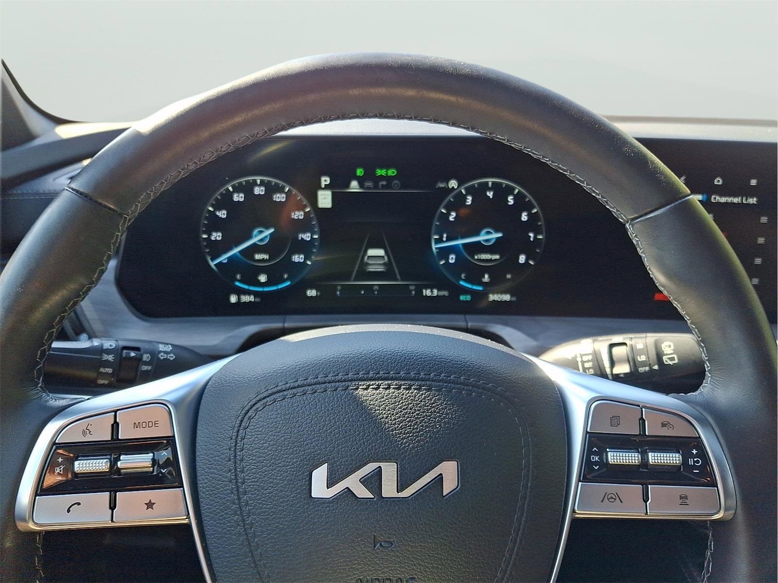 Used 2023 Kia Telluride SX X-Line AWD/4WD image 17