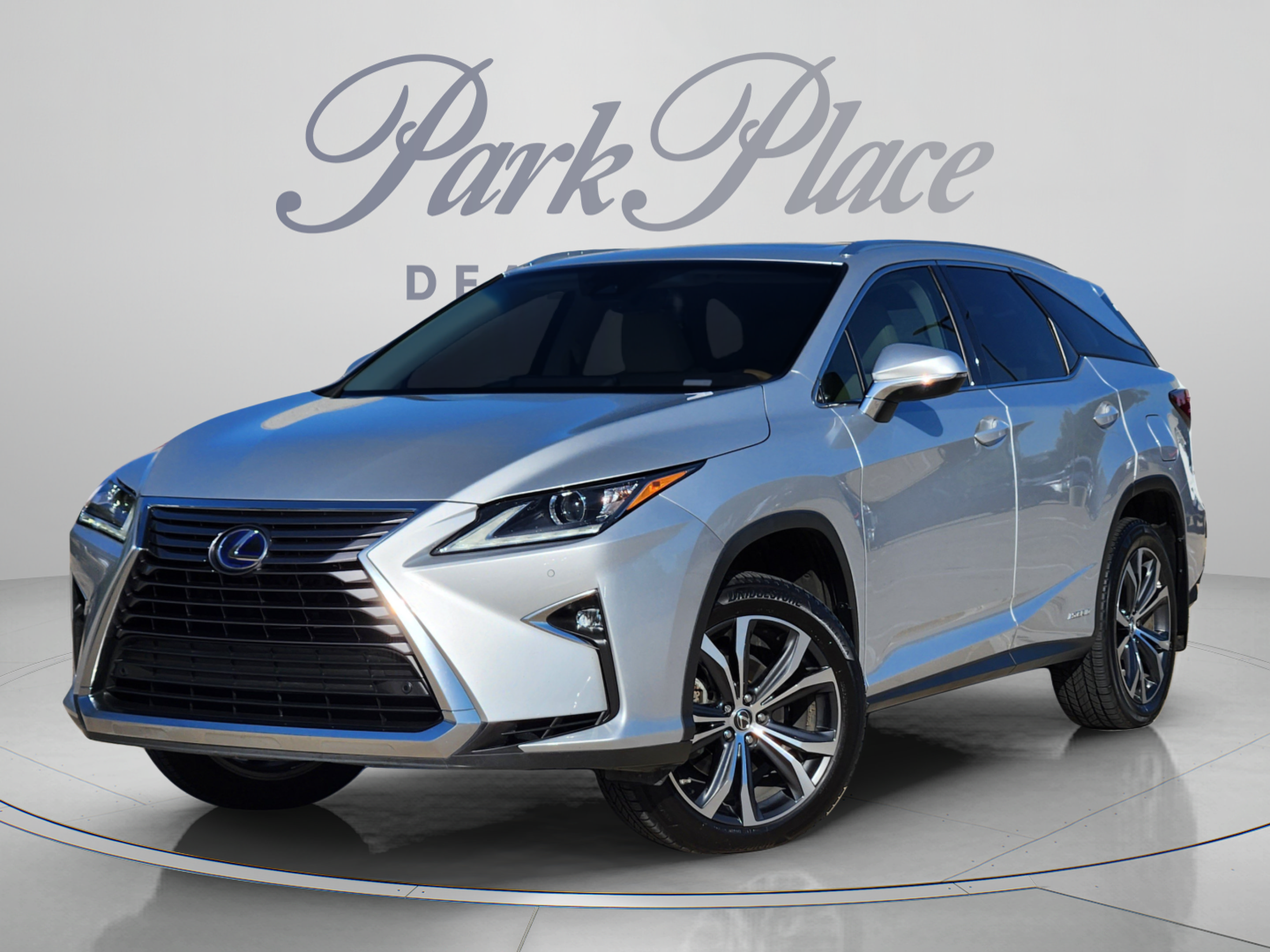 Used 2018 Lexus RX 450hL Premium w/ Premium Package AWD/4WD video 1