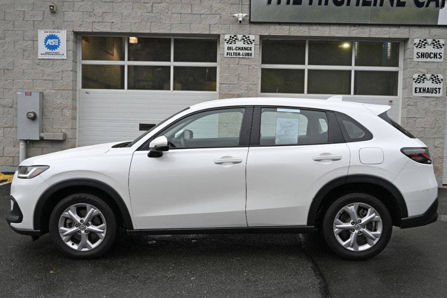 Used 2024 Honda HR-V LX image 2