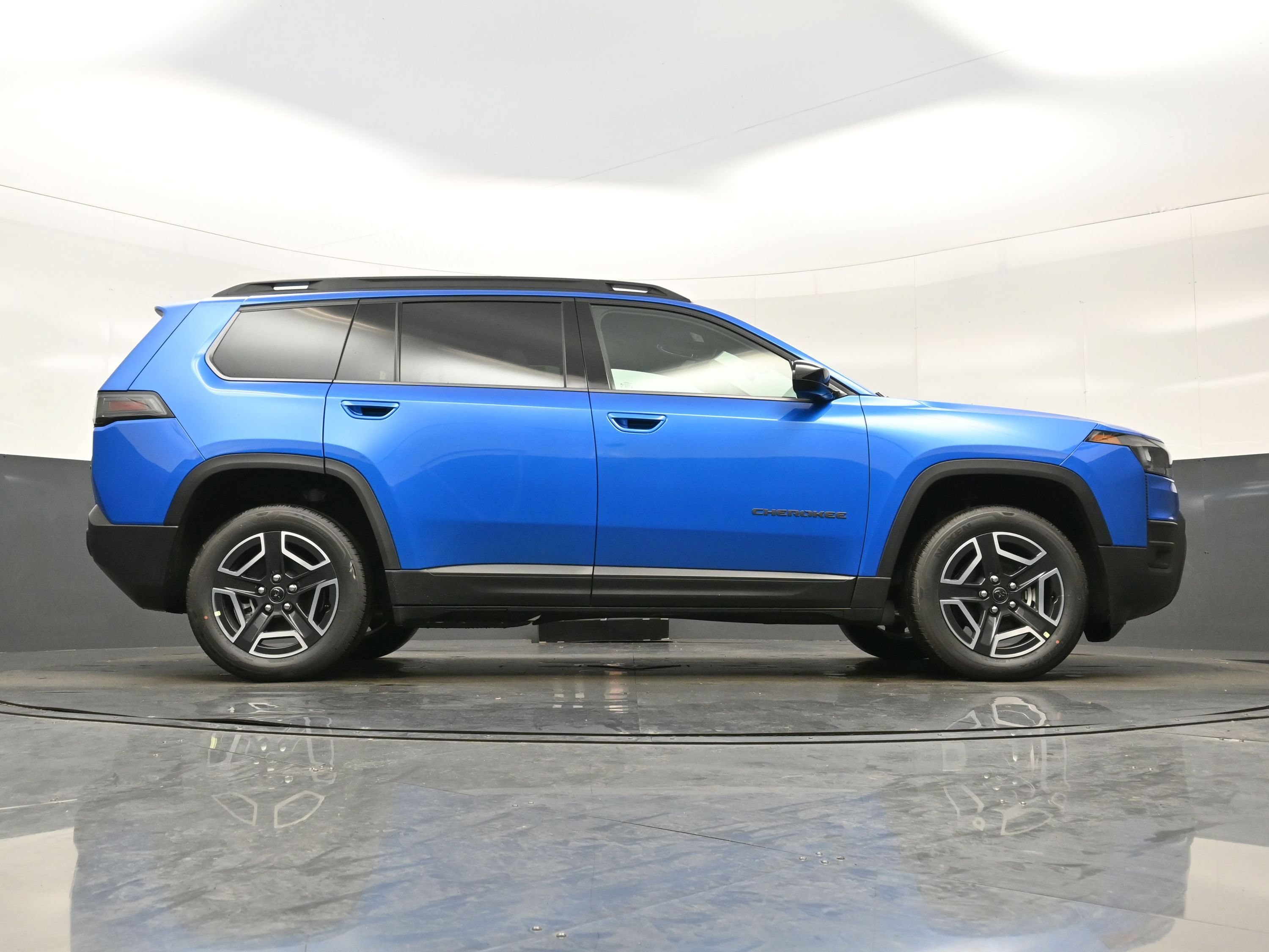 New 2026 Jeep Cherokee Laredo AWD/4WD image 19