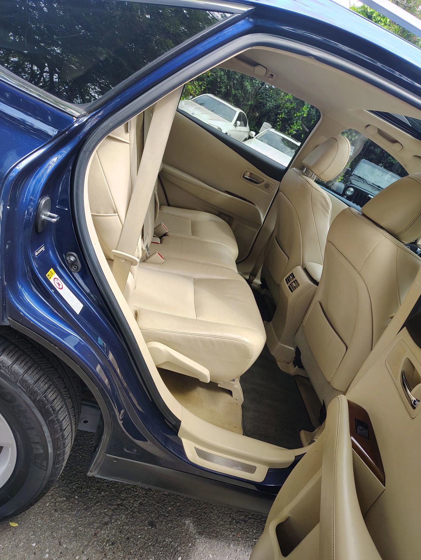 Used 2013 Lexus RX 450h AWD w/ Navigation Pkg image 26