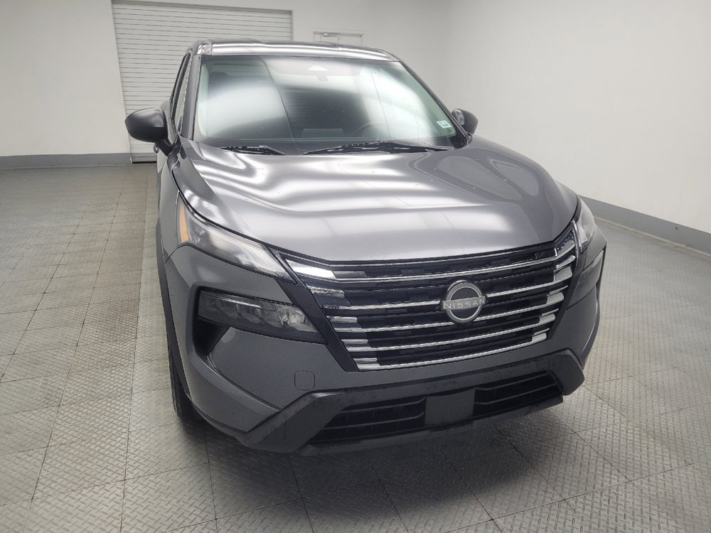 Used 2024 Nissan Rogue S AWD/4WD image 14