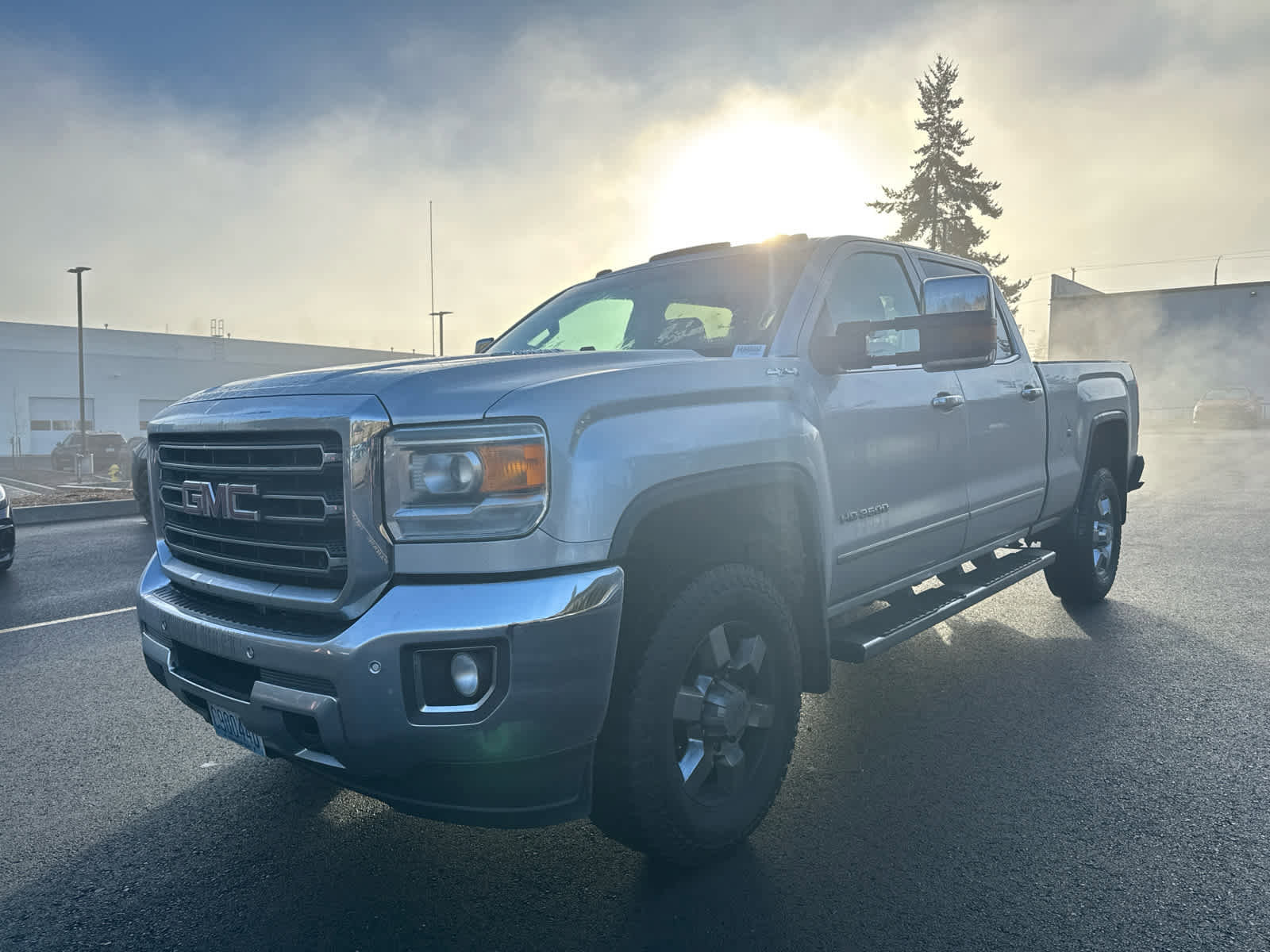 Used 2015 GMC Sierra 3500 SLT w/ Duramax Plus Package image 3