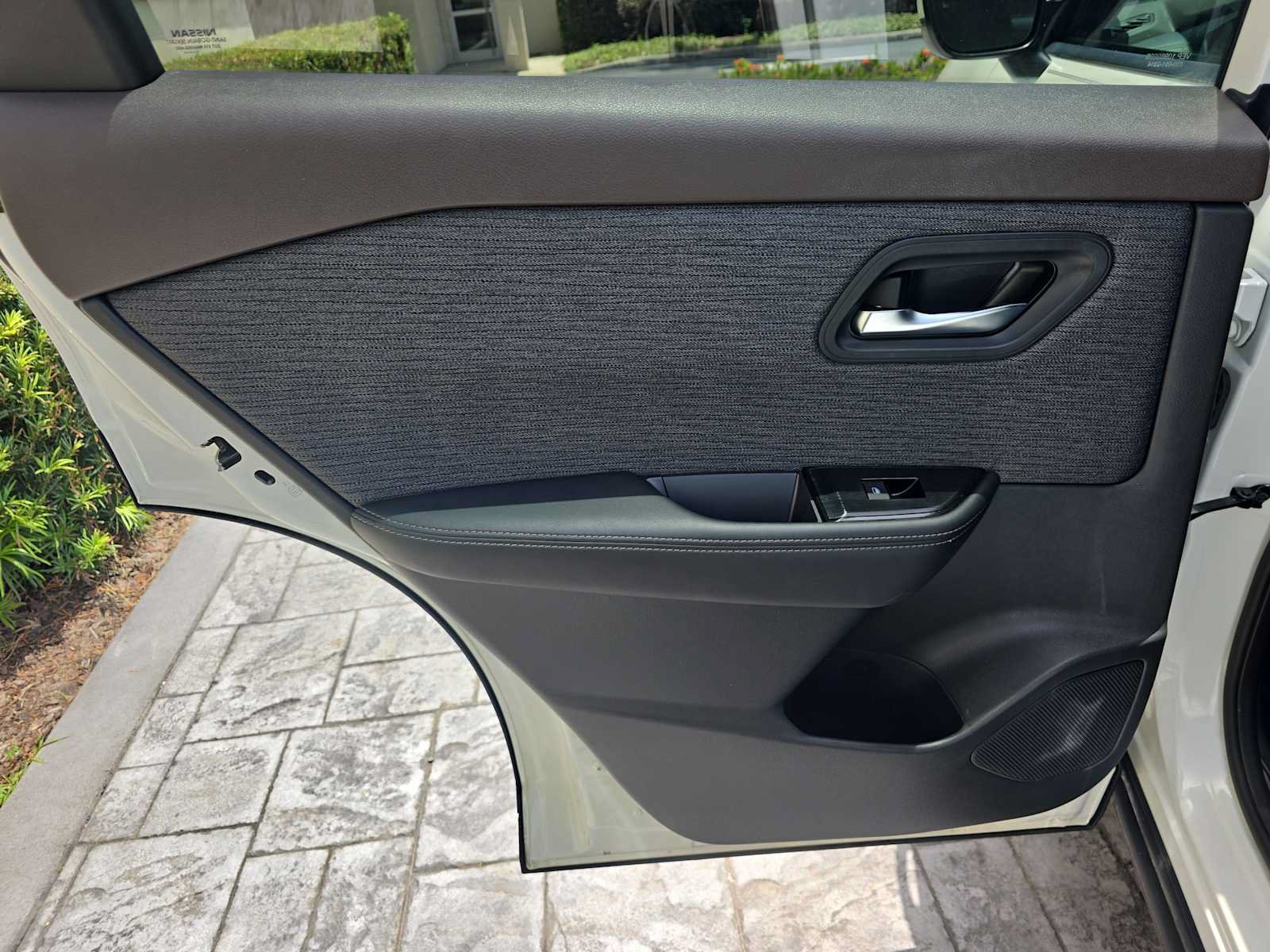 Used 2021 Nissan Rogue SV FWD image 9