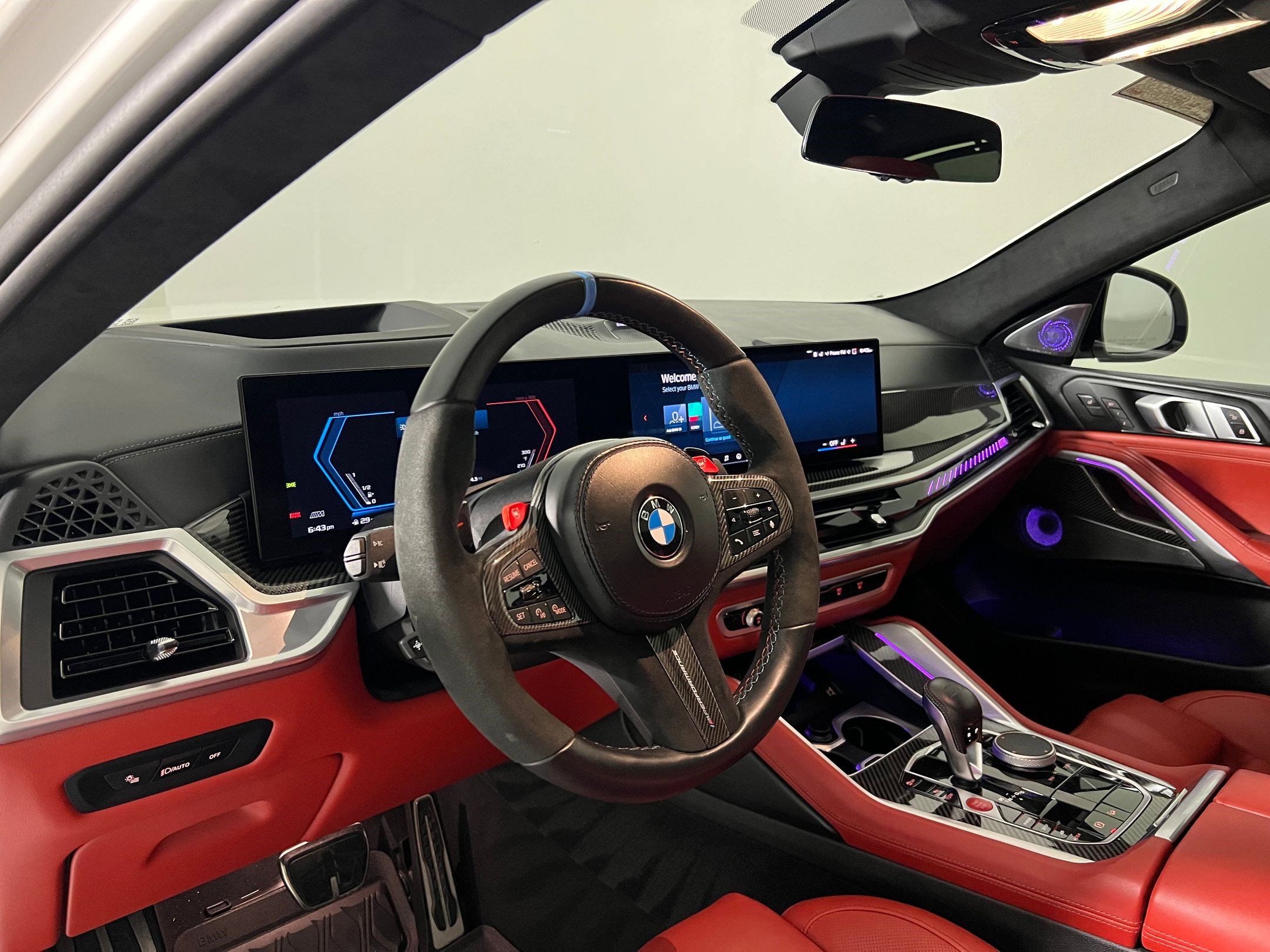 Used 2024 BMW X6 M Competition w/ Executive Package image 4