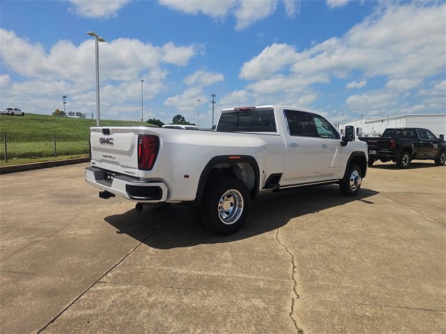 New 2025 GMC Sierra 3500 Denali w/ Denali Reserve Package image 7