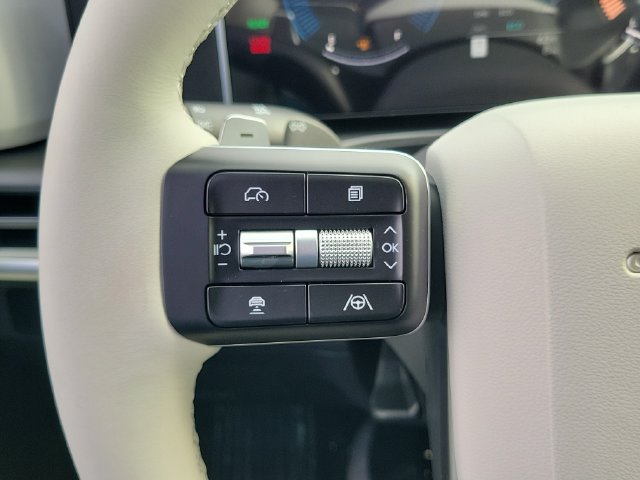 New 2026 Hyundai Santa Fe SE FWD image 5
