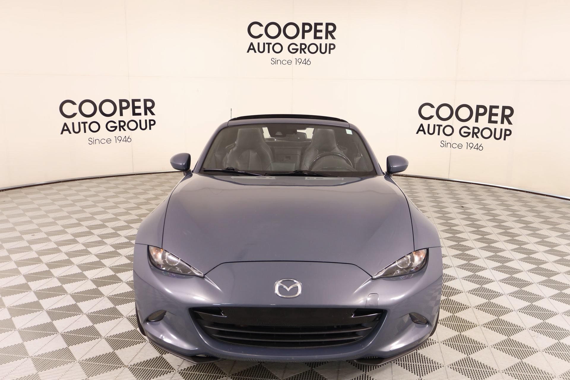 Used 2020 MAZDA MX-5 Miata RF Grand Touring RWD image 10