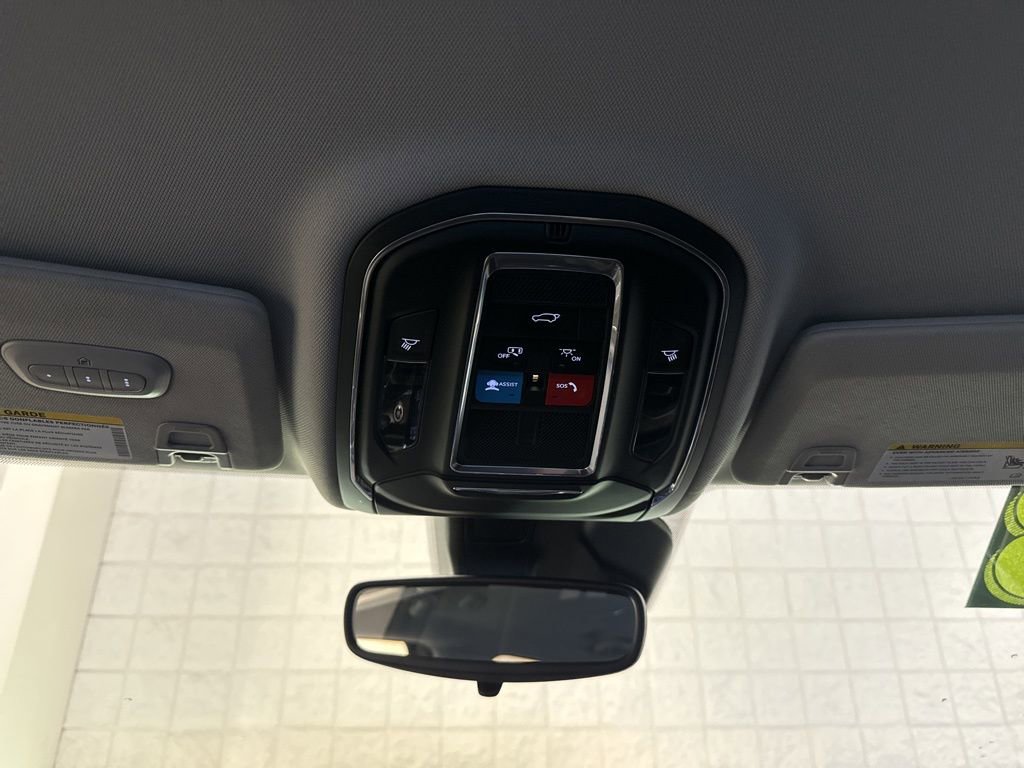 Used 2023 Jeep Grand Cherokee Limited w/ Trailer Tow Prep Group (B) image 28