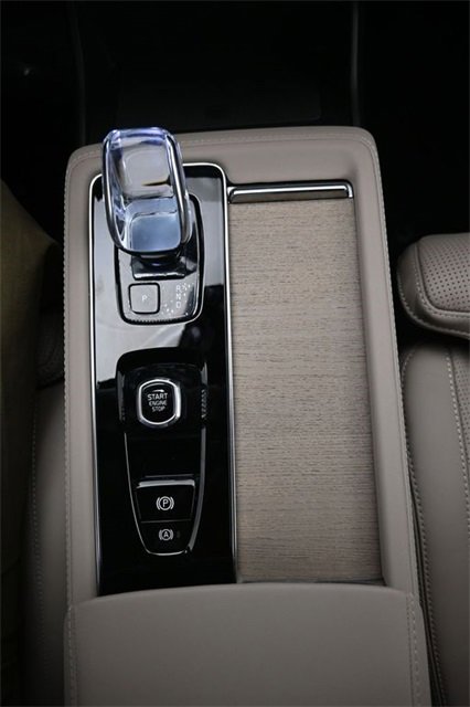 New 2026 Volvo XC90 B6 Ultra w/ Protection Package Premier image 10