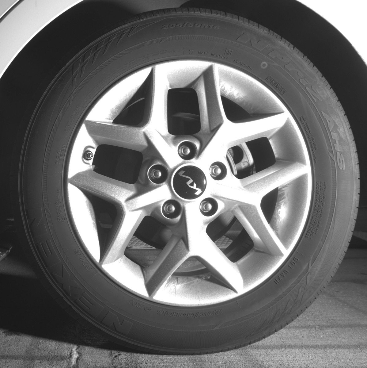 Used 2025 Kia Soul LX w/ LX Technology Package FWD image 14