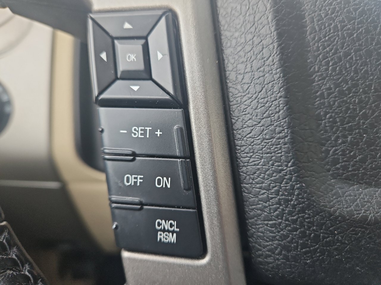 Used 2015 Ford Expedition EL Limited w/ Equipment Group 301A image 17