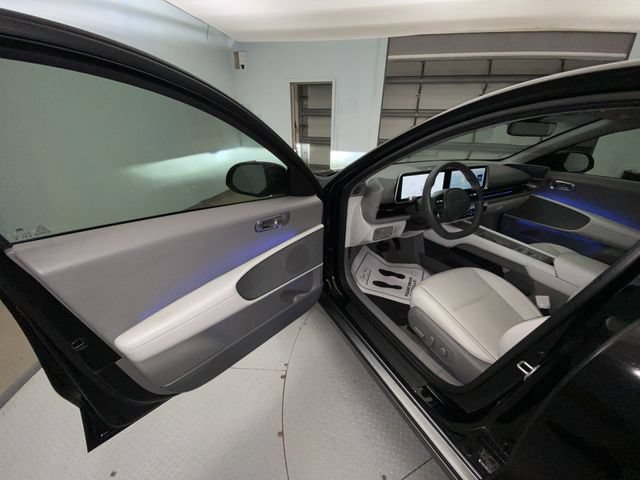 Used 2024 Hyundai Ioniq 6 SEL RWD image 11