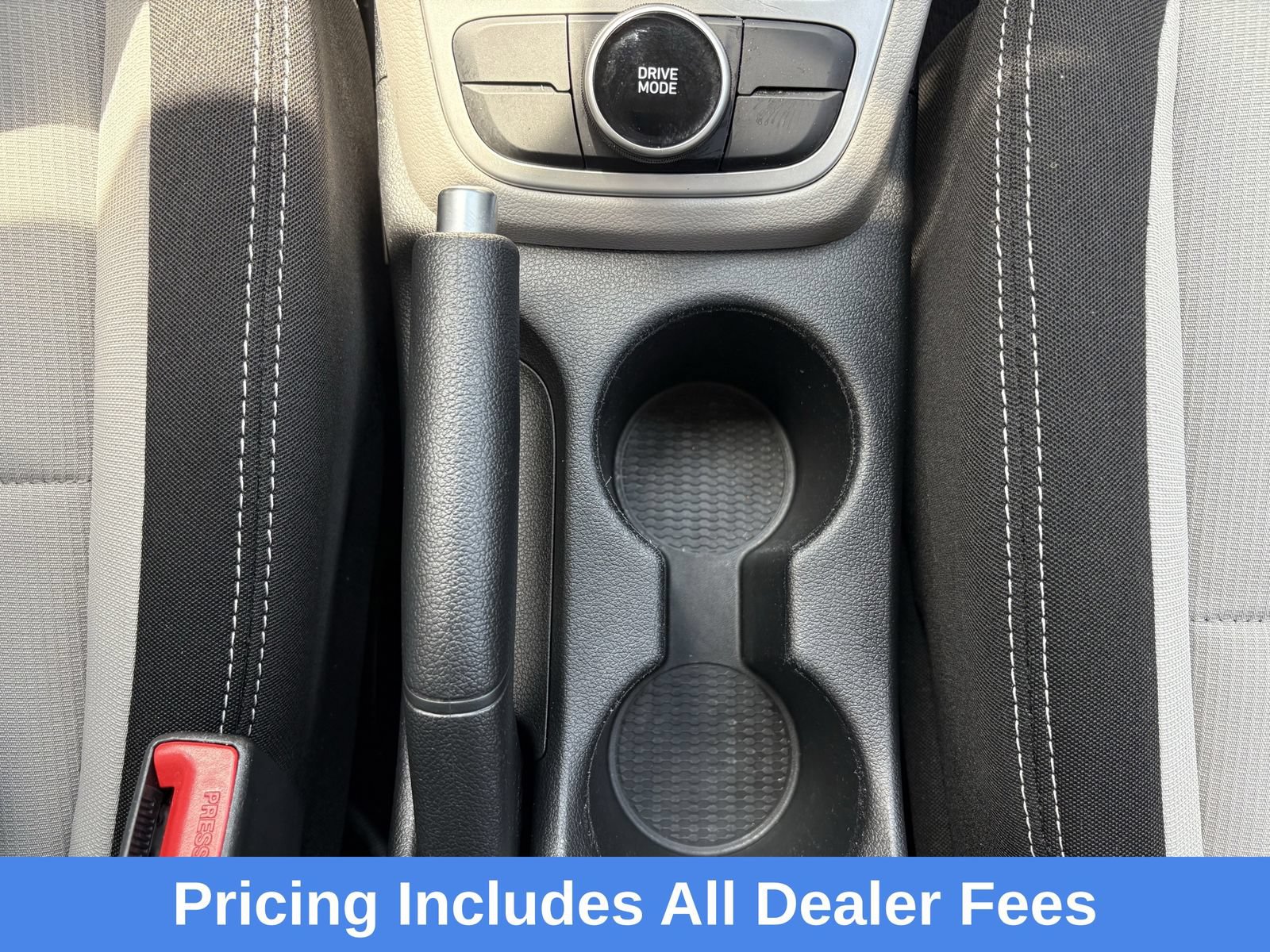 Used 2024 Hyundai Venue SEL FWD image 19