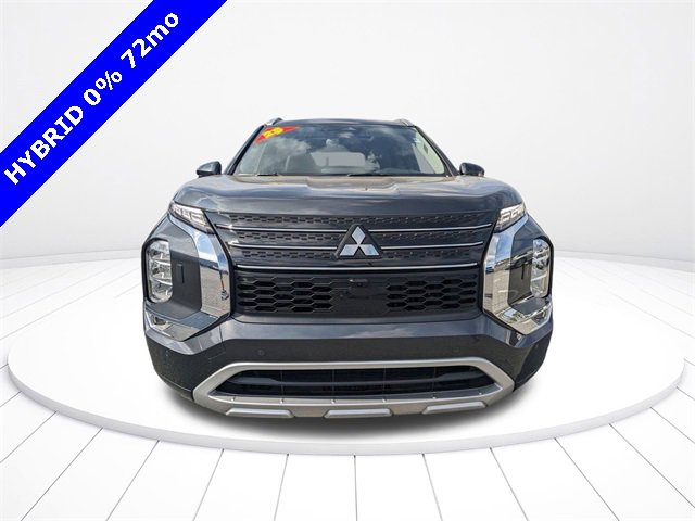 New 2025 Mitsubishi Outlander SEL image 9