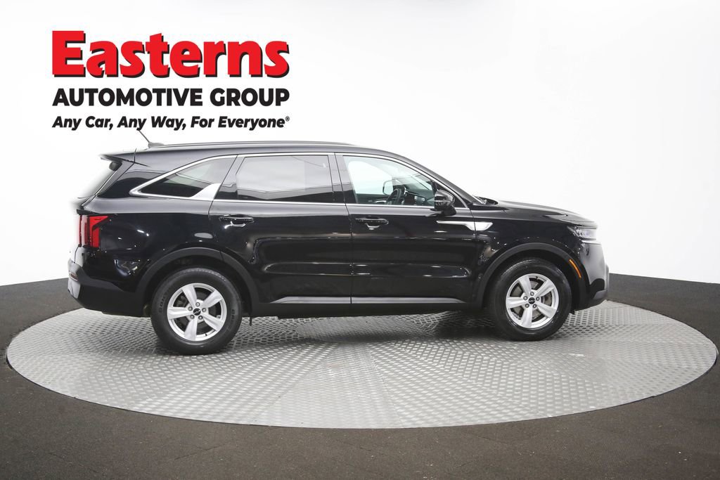 Used 2022 Kia Sorento LX FWD image 43