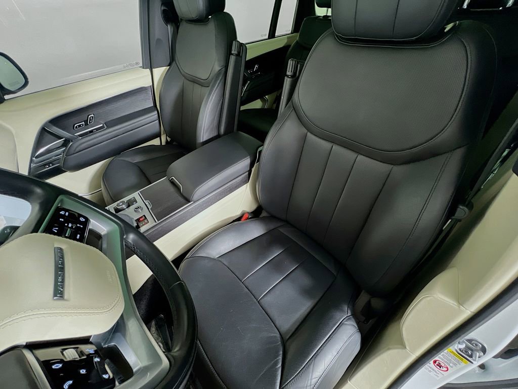 Used 2022 Land Rover Range Rover Long Wheelbase SE image 22