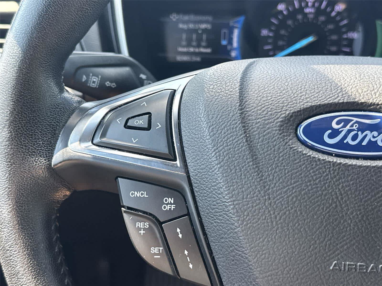 Used 2019 Ford Fusion Energi Titanium FWD image 18