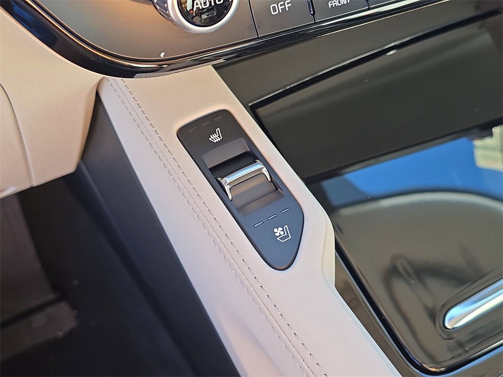 New 2025 Kia Telluride EX image 29