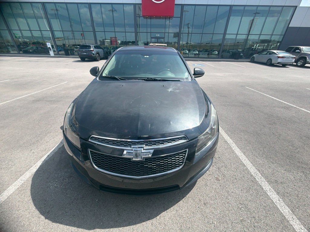 Used 2011 Chevrolet Cruze LT FWD image 2