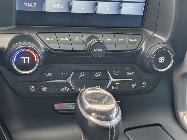 Used 2016 Chevrolet Corvette Z06 w/ 2LZ Preferred Equipment Group image 17