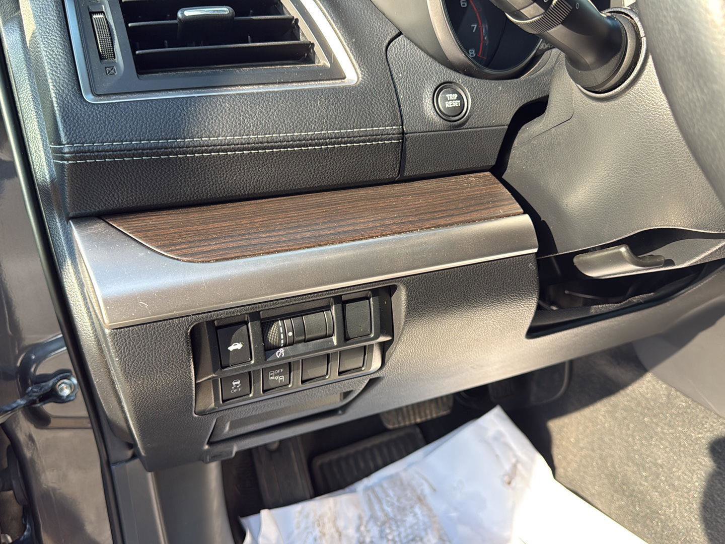 Used 2018 Subaru Legacy 2.5i Limited image 24