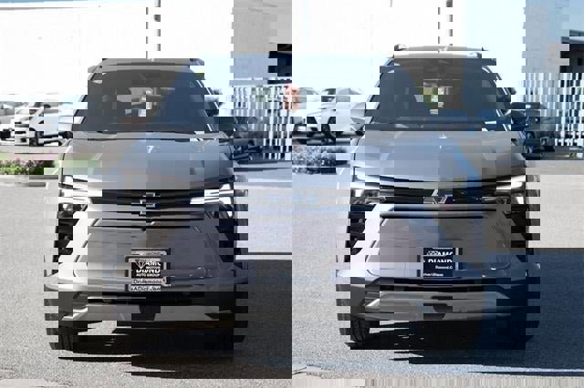 New 2026 Chevrolet Blazer EV LT image 2