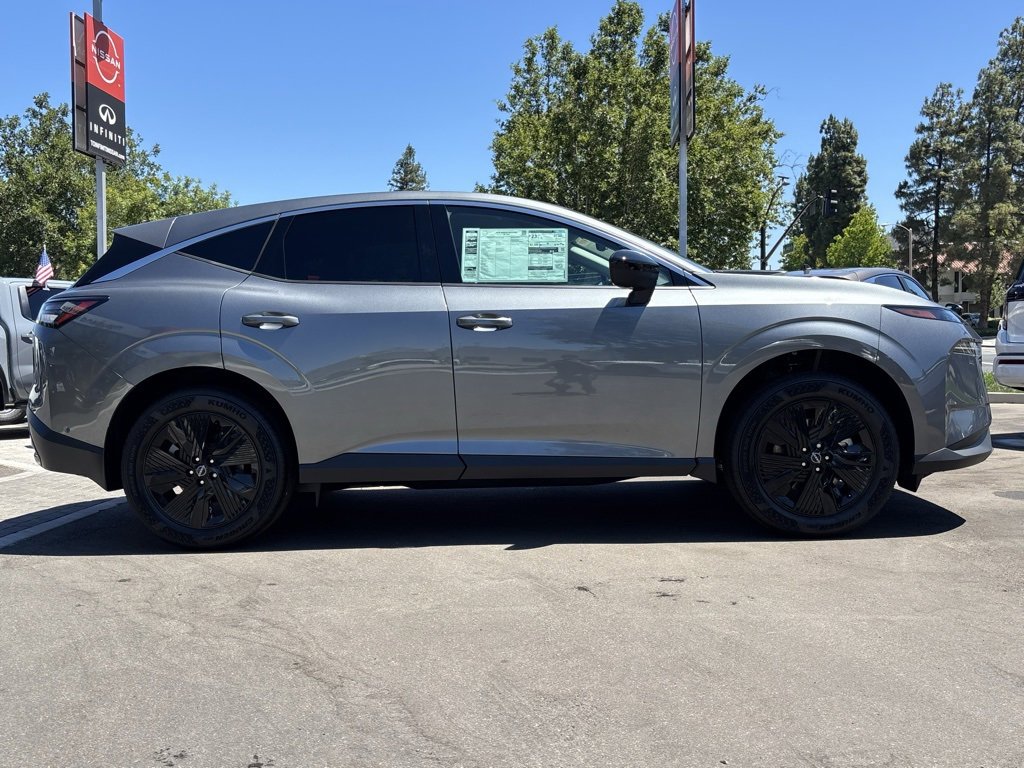 New 2025 Nissan Murano SV image 2