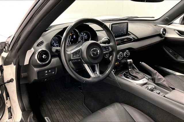 Used 2016 MAZDA MX-5 Miata Grand Touring RWD image 16
