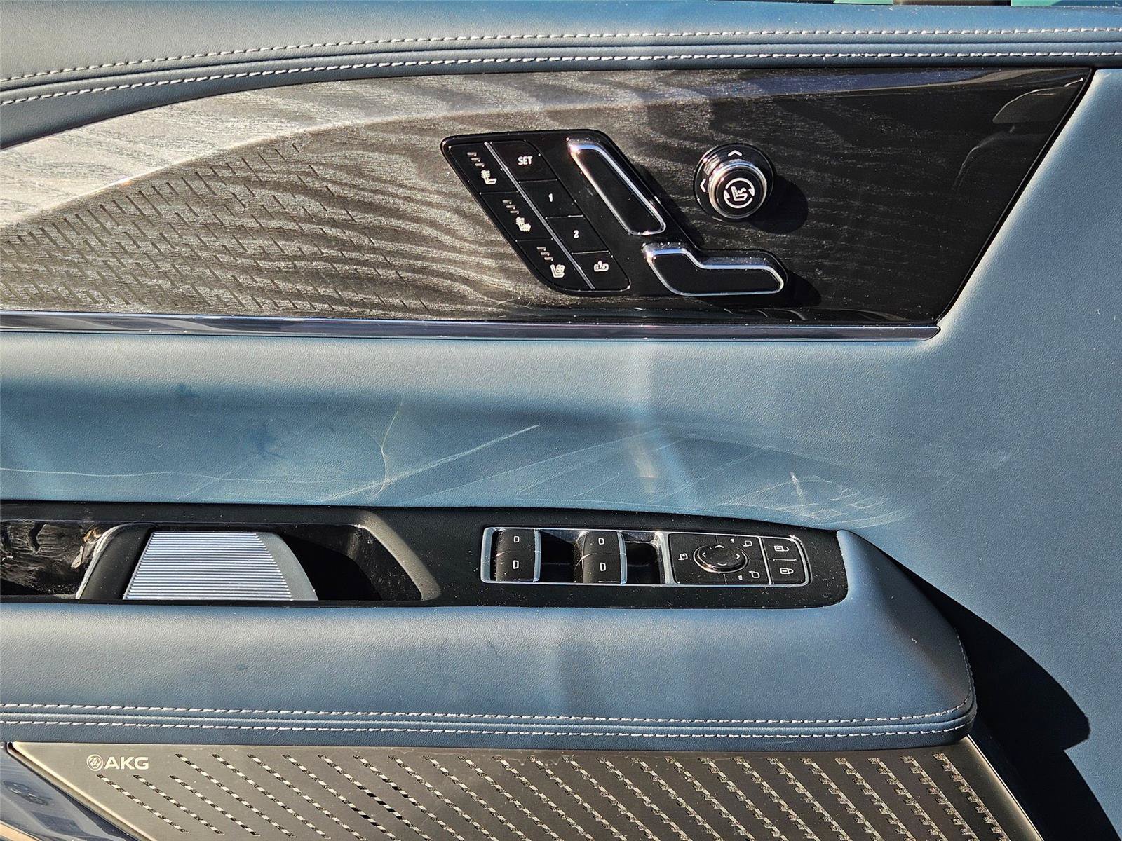 New 2025 Cadillac Escalade IQ Sport 2 AWD/4WD image 24